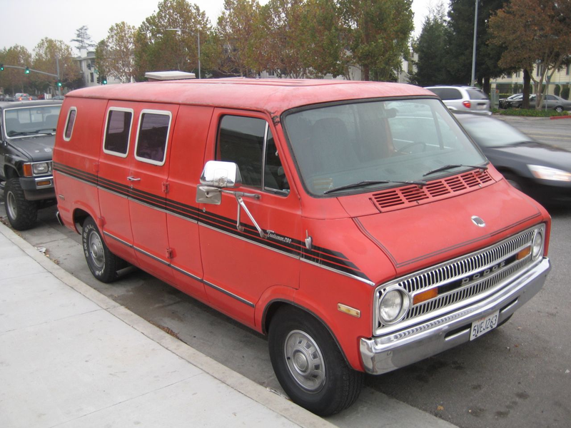 Illustration for article titled A Triumvirate Of Vintage Trucks Down On The San Jose Street